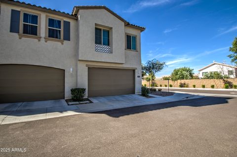 2754 S APACHE Drive Chandler AZ 85286