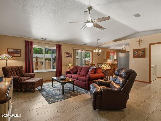 702 W BRIDLE PATH Lane