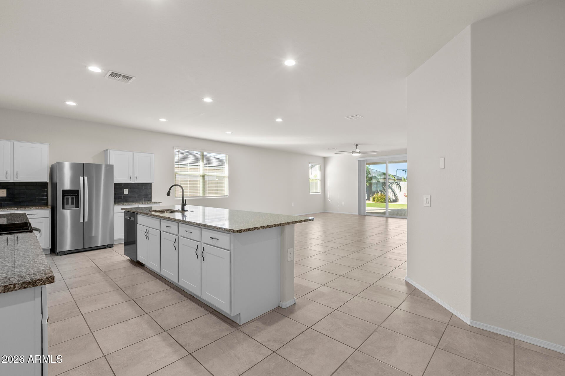 Properties 3 36164 W SAN SISTO Avenue