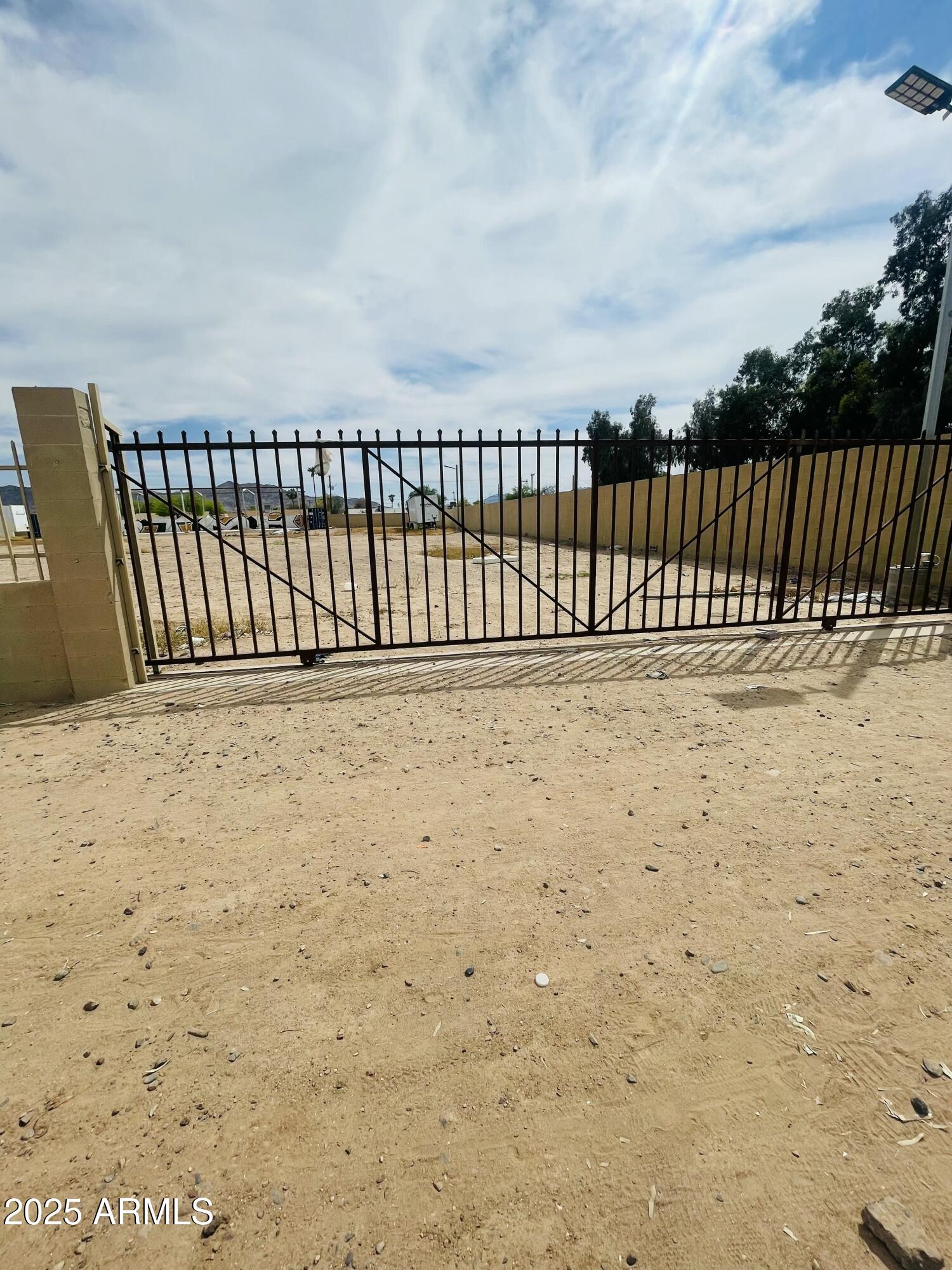 3927 W Southern Avenue -