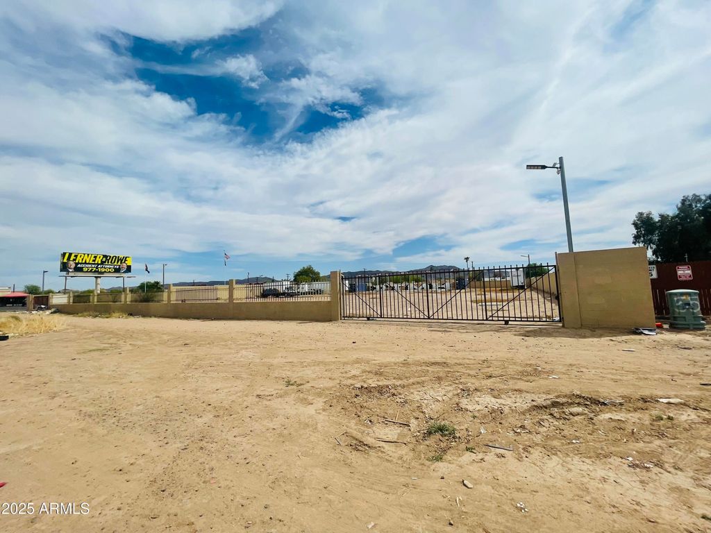 Photo of 3927 W Southern Avenue #-, Phoenix, AZ 85041 (MLS # 6877487)