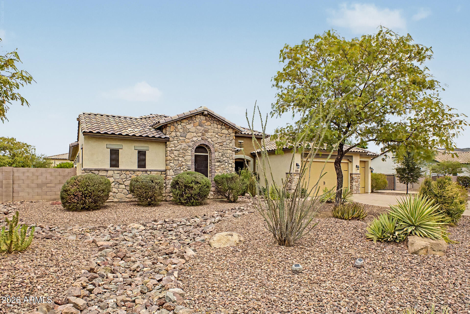 7314 W WHISPERING WIND Drive