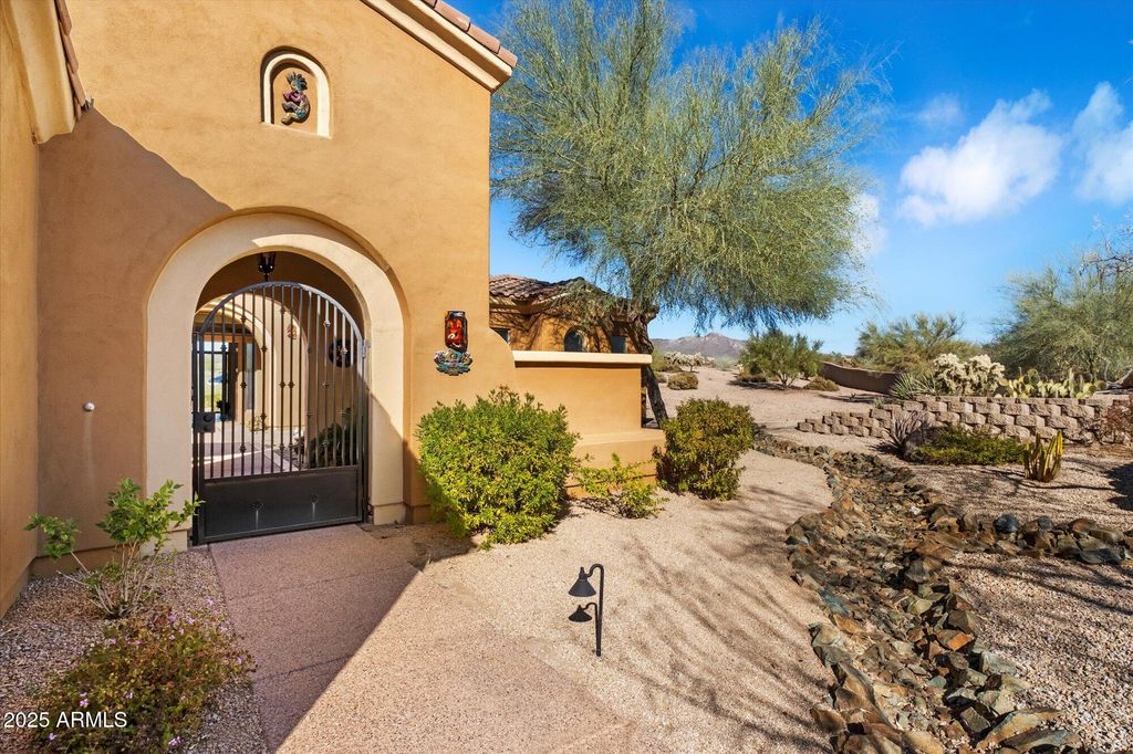 Photo of 10432 E Winter Sun Drive, Scottsdale, AZ 85262 (MLS # 6949269)