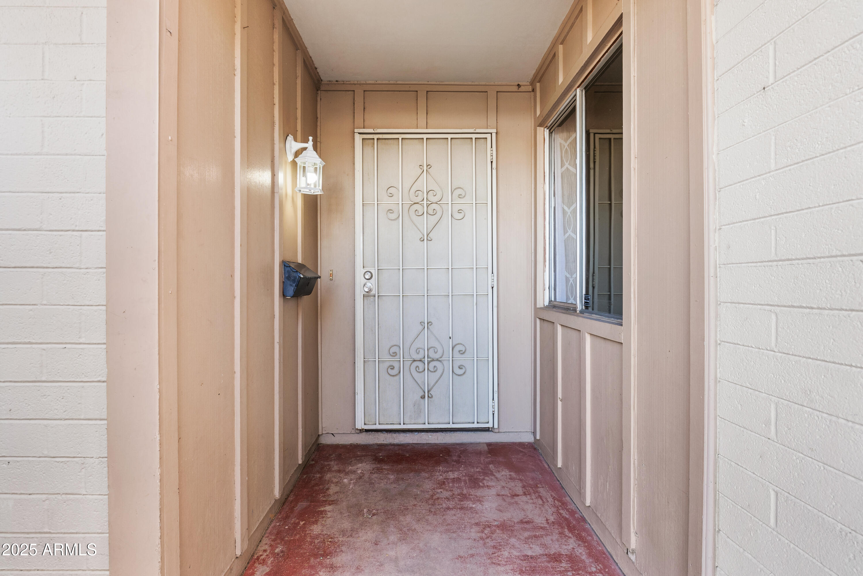 4401 W CLAREMONT Street