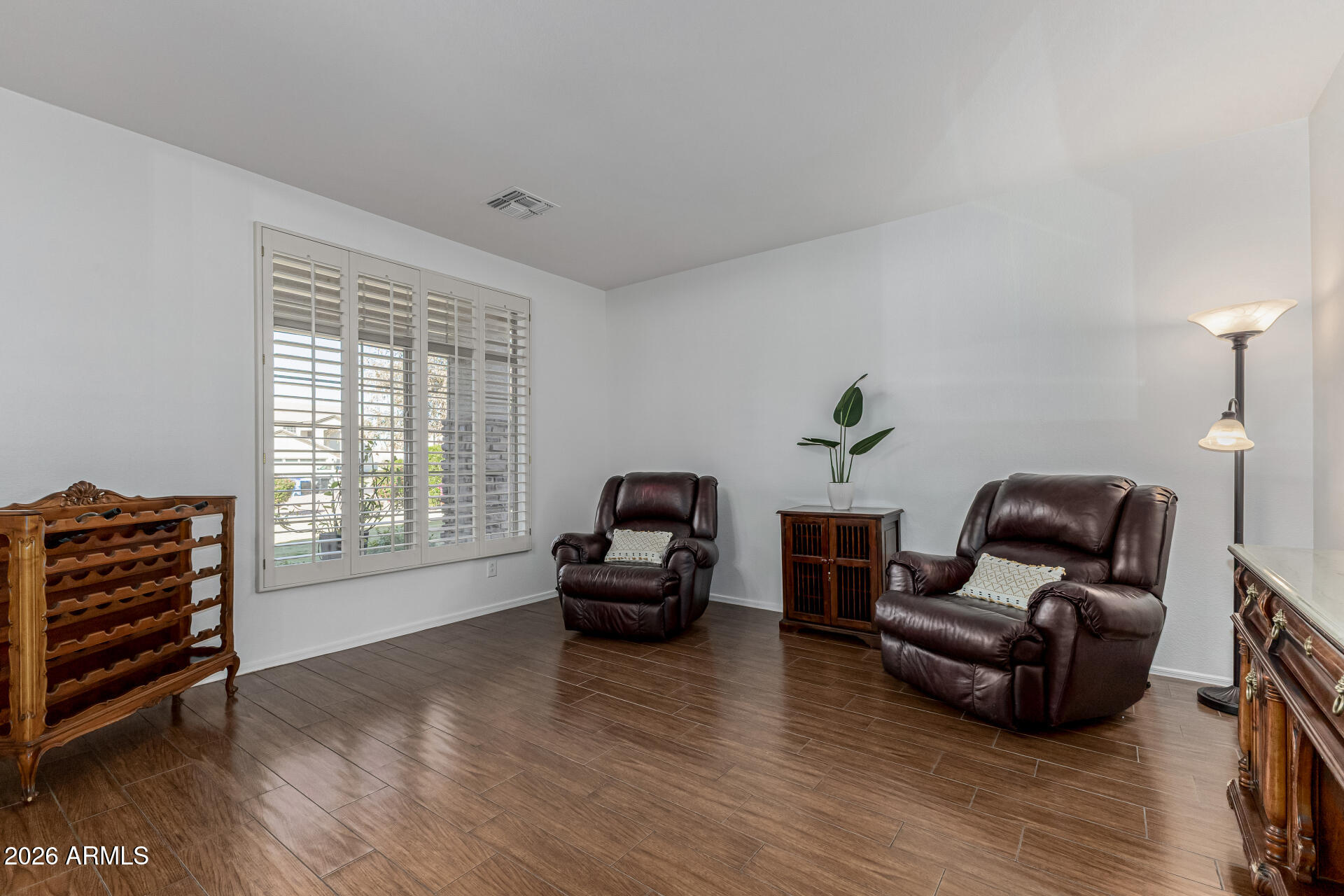 1099 S JUSTINE Court