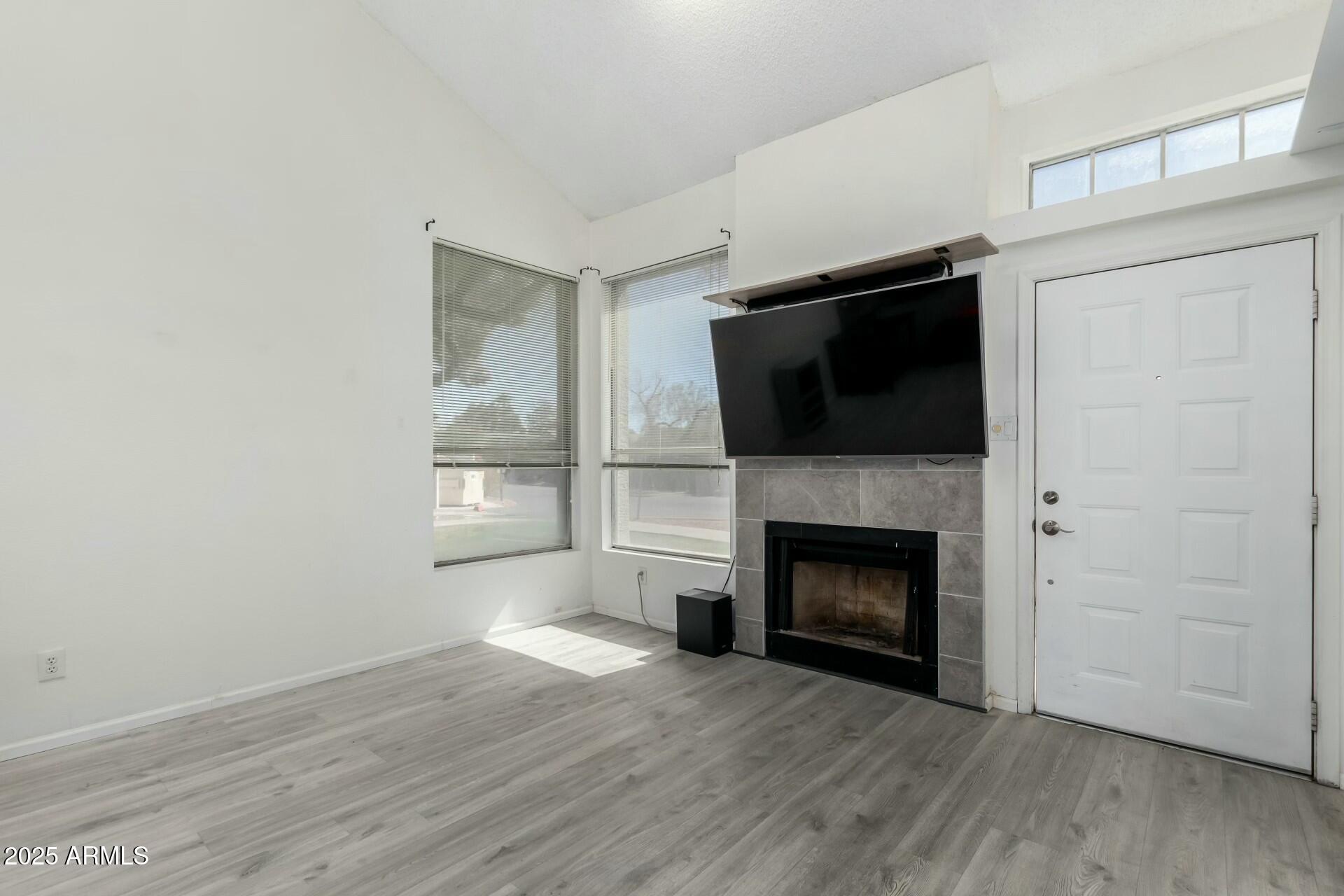 1717 E UNION HILLS Drive 1065