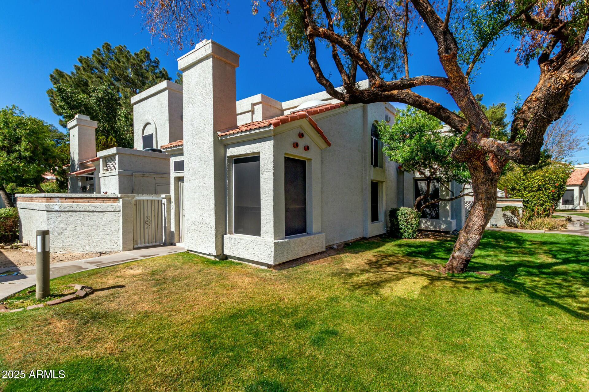 1717 E UNION HILLS Drive 1065