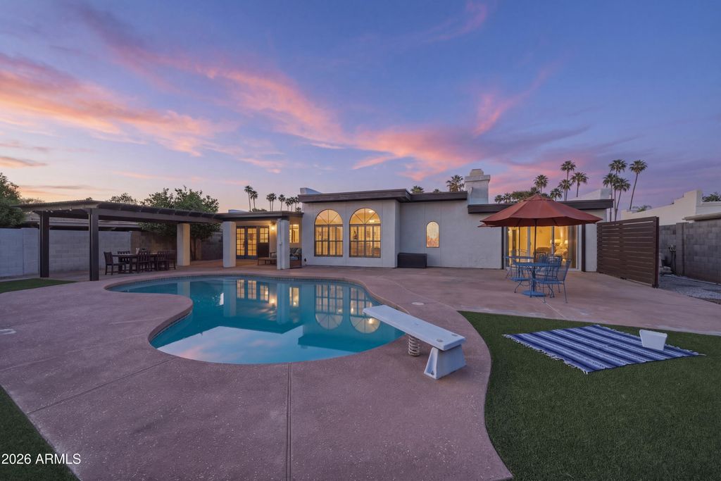 Photo of 2043 E Vaughn Street, Tempe, AZ 85283 (MLS # 7009658)