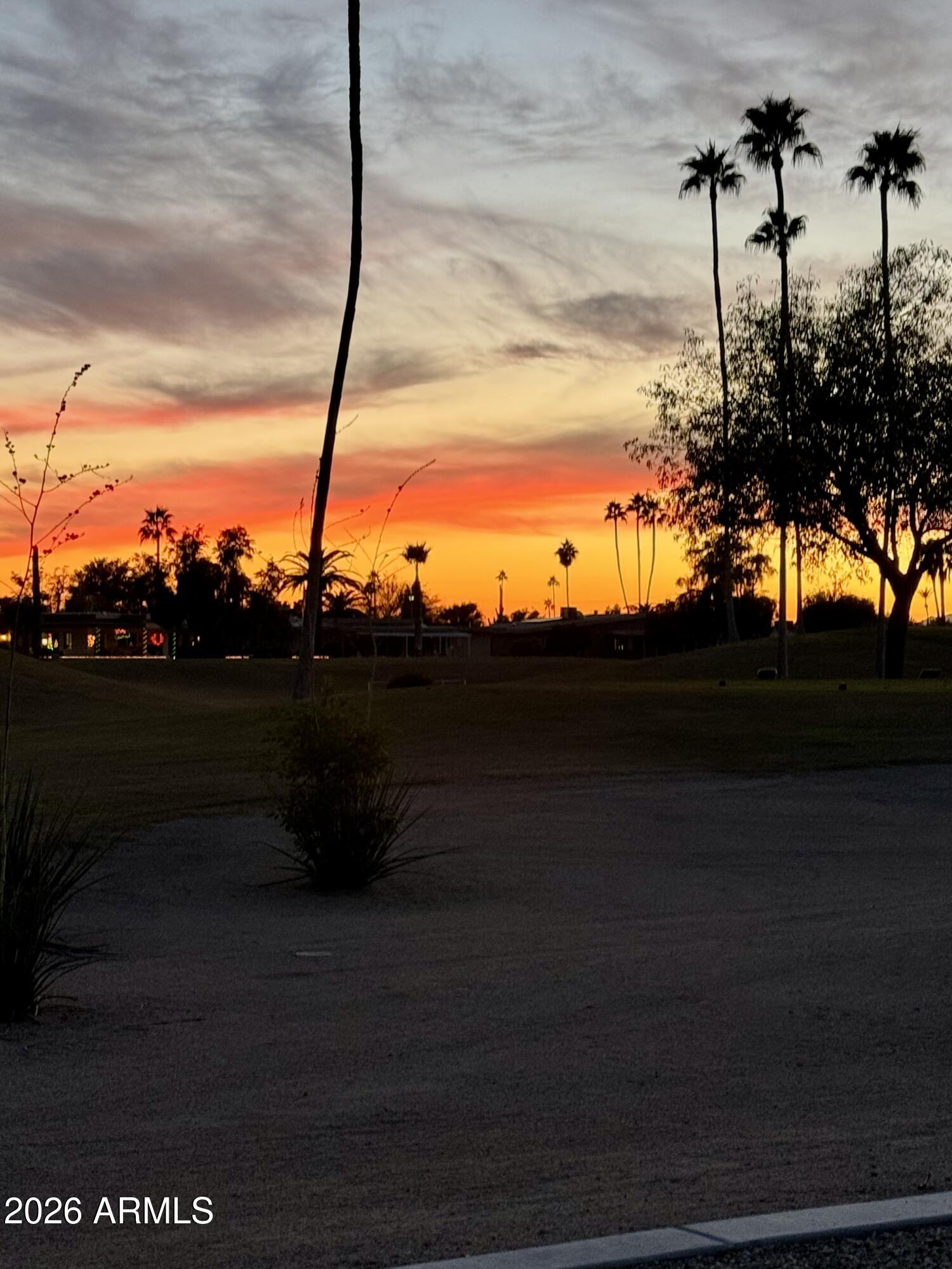 10805 W Willowbrook Drive