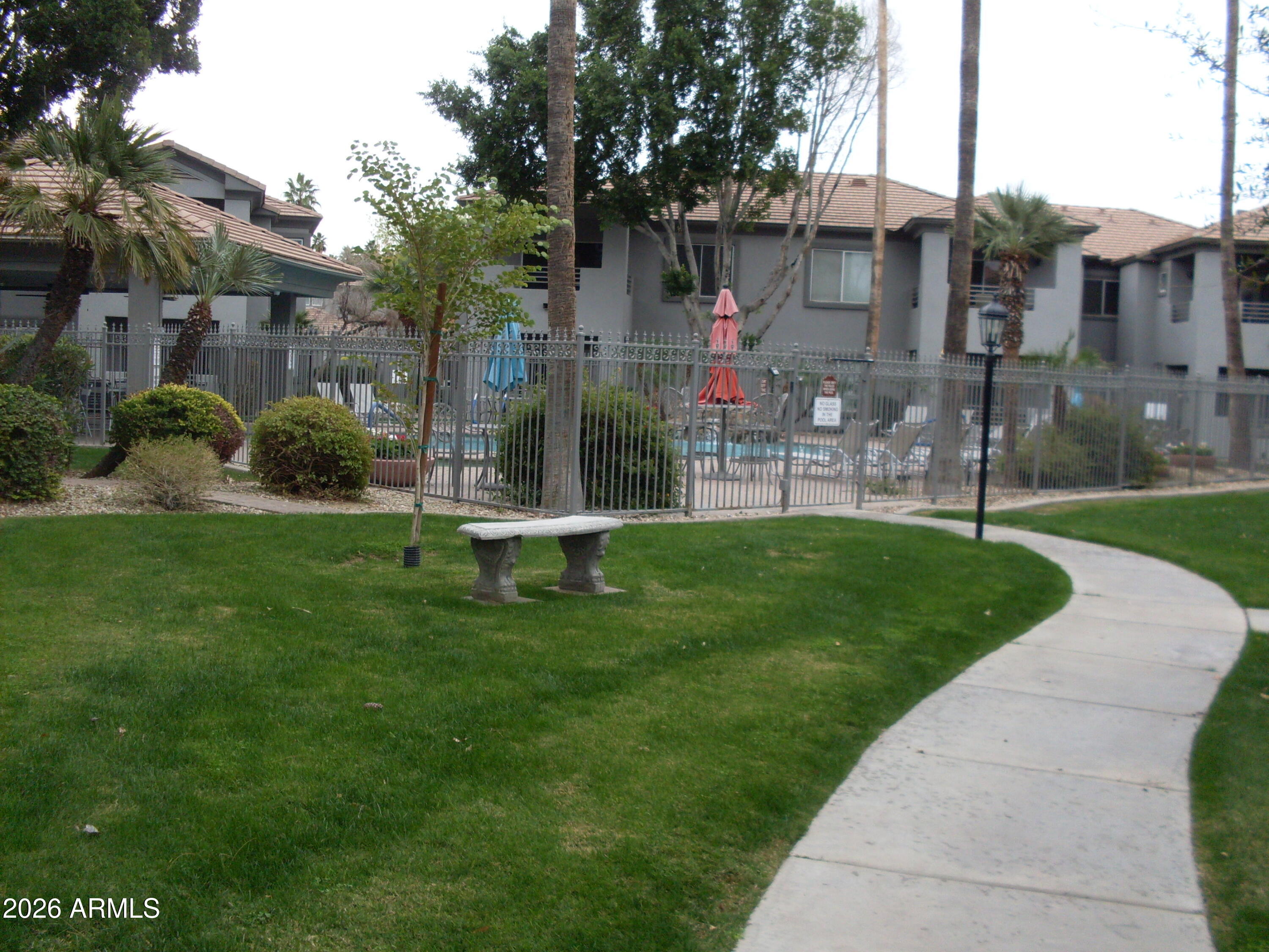 7401 W Arrowhead Clubhouse Drive 1001