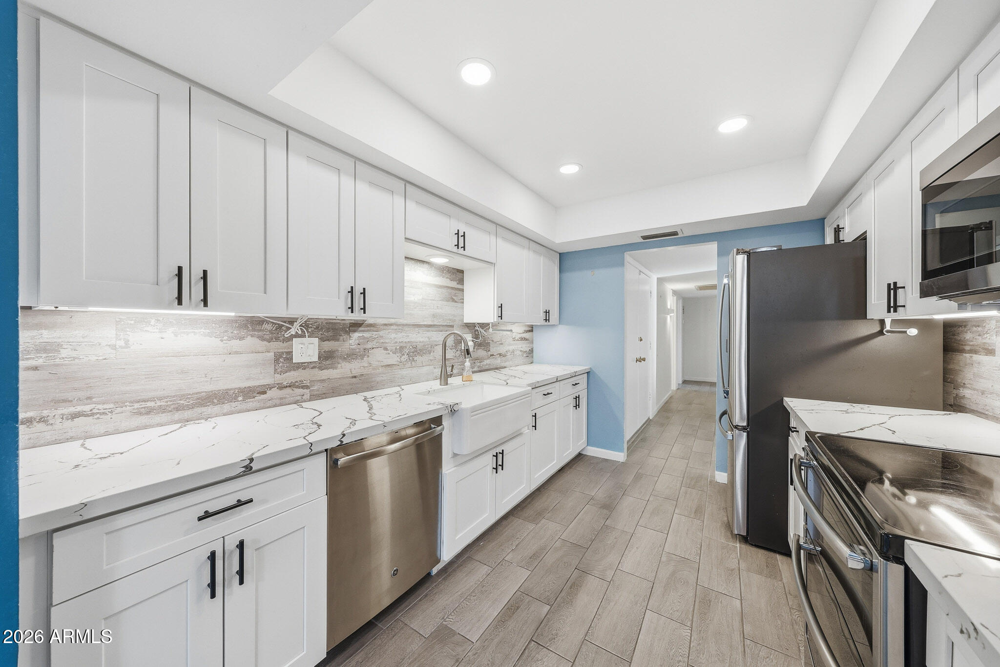 19045 N SIGNAL BUTTE Circle