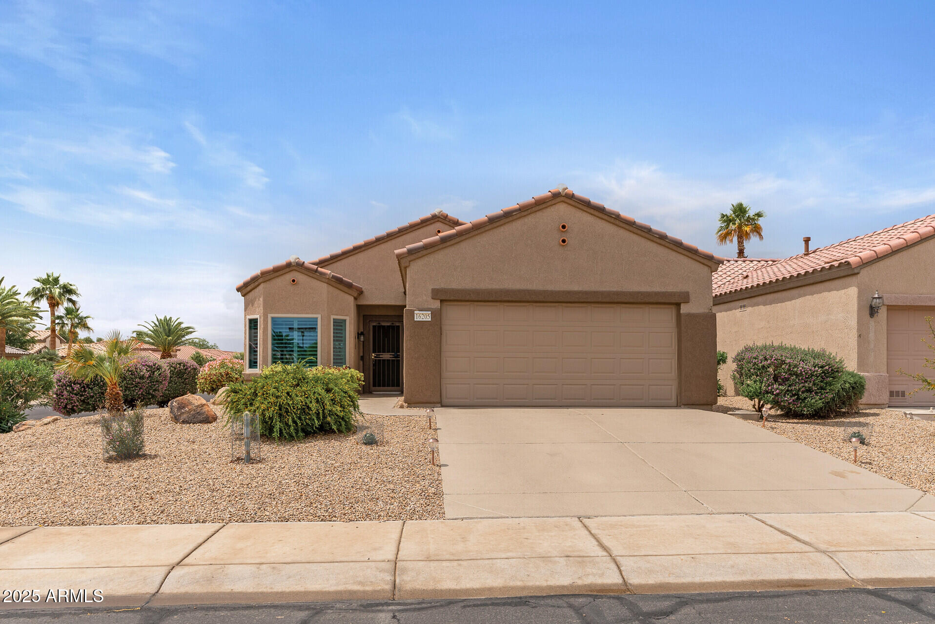 16205 W MOUNTAIN PASS Drive