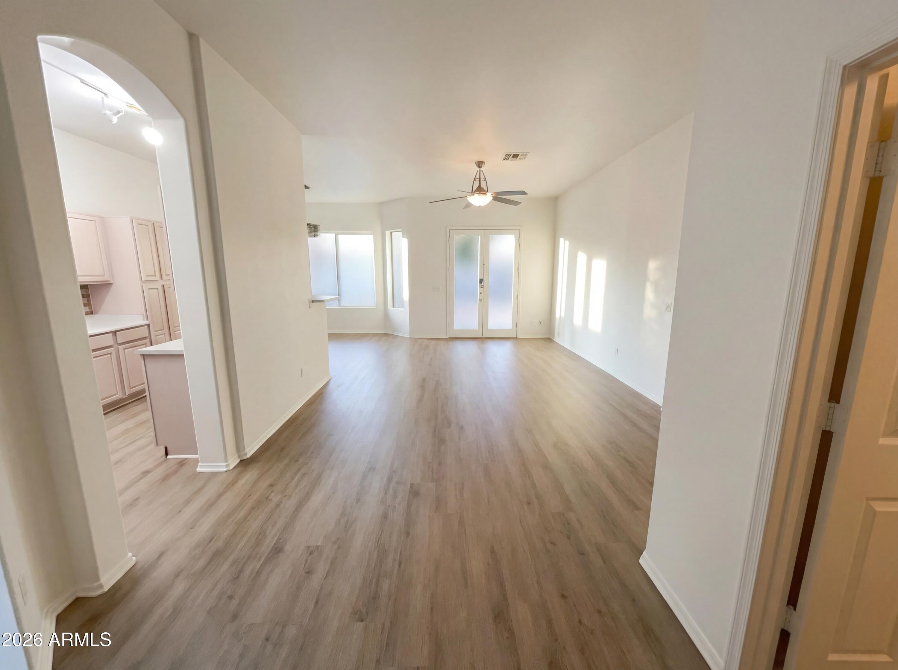 3869 W CHARLOTTE Drive