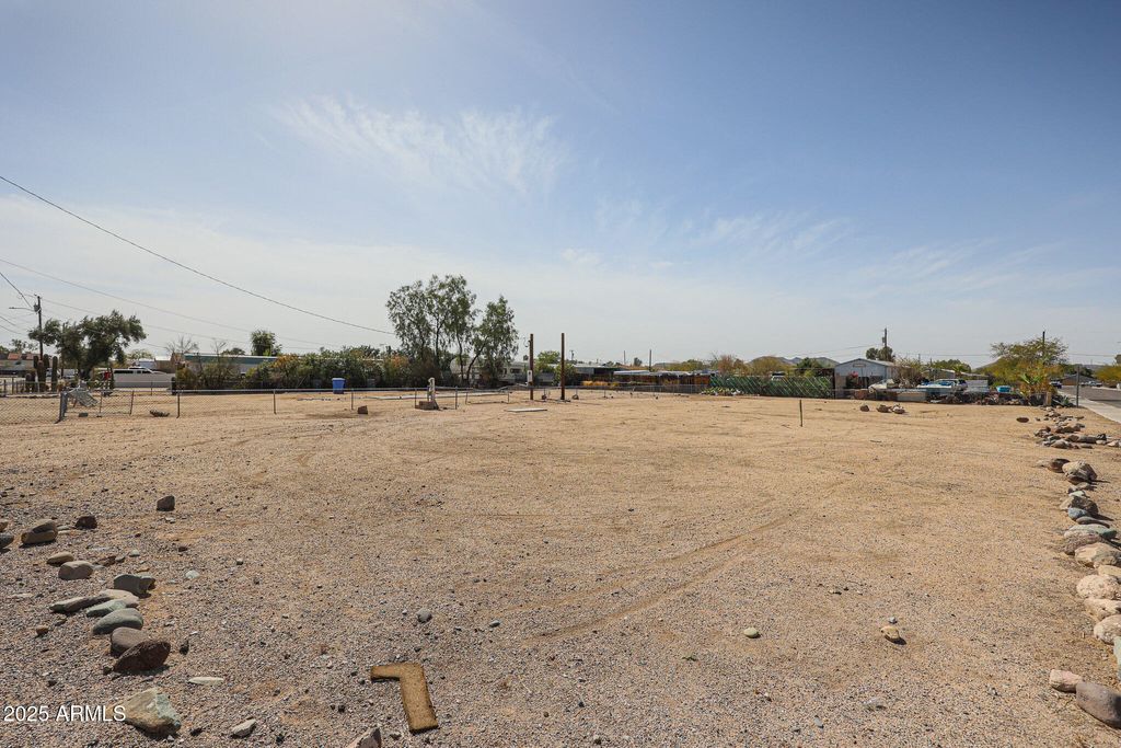 Photo of 29 W Foothill Drive #1, Phoenix, AZ 85027 (MLS # 6838394)