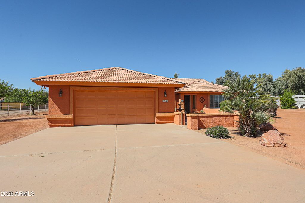 Photo of 7344 N Alsup Avenue, Litchfield Park, AZ 85340 (MLS # 6998691)