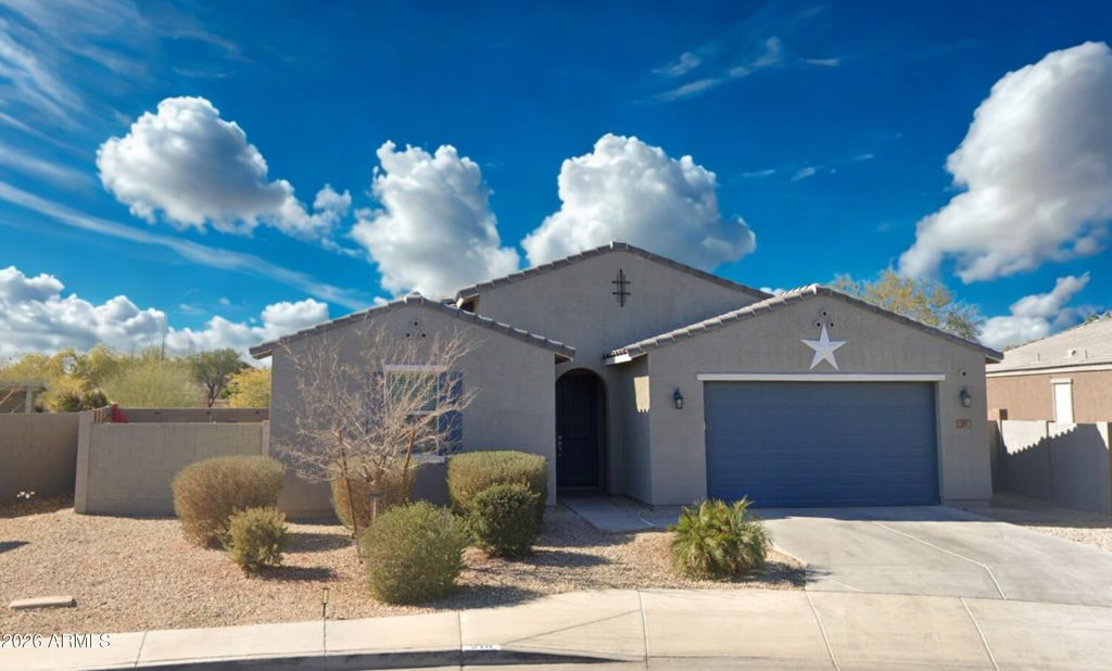 Photo of 219 S San Bernardo Lane, Casa Grande, AZ 85194 (MLS # 6963627)