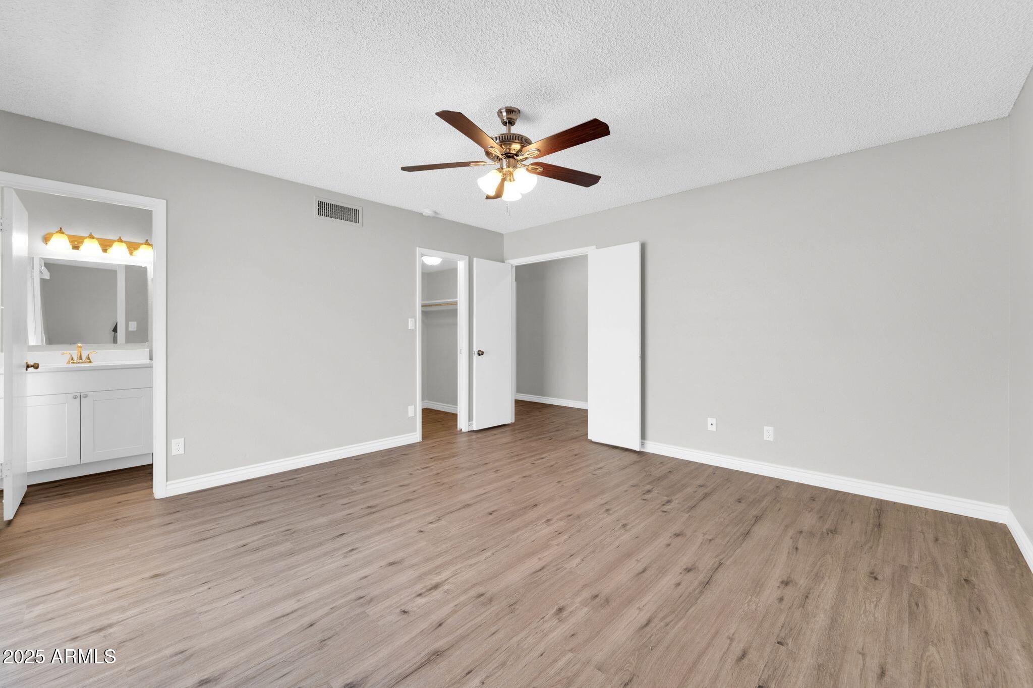 5237 W MOUNTAIN VIEW Road