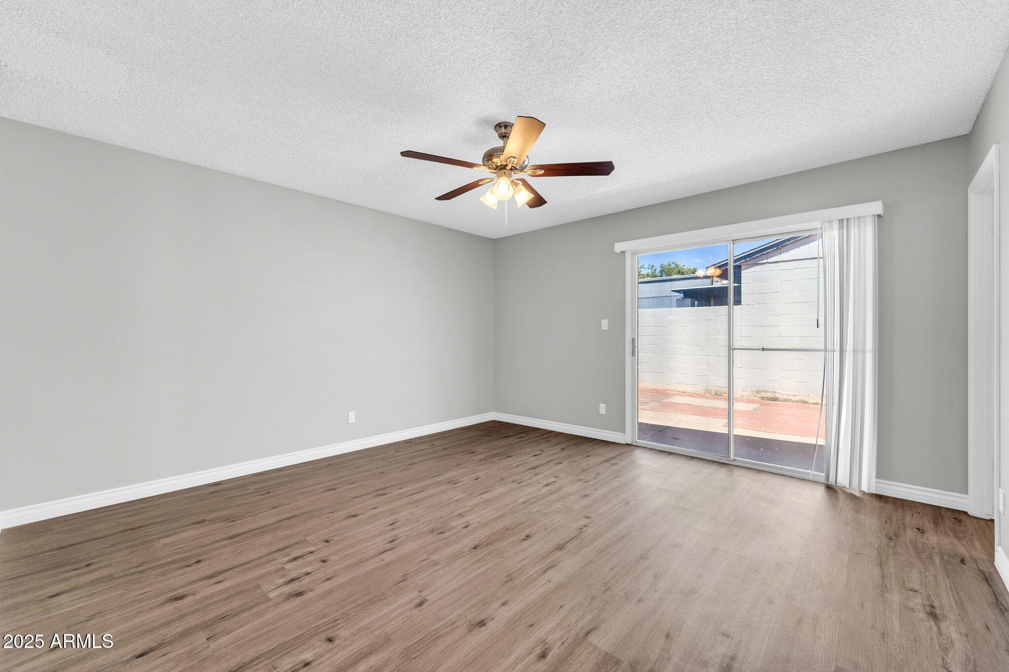 5237 W MOUNTAIN VIEW Road