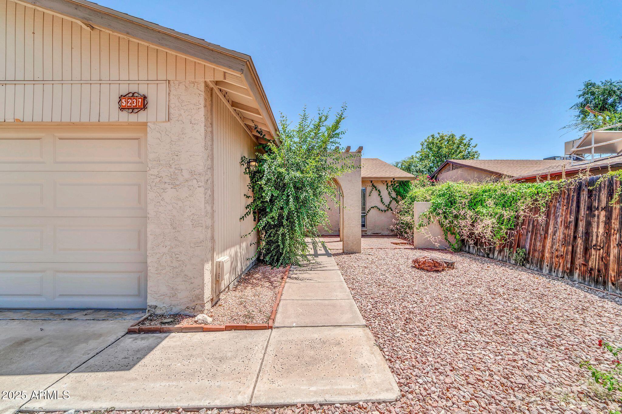 5237 W MOUNTAIN VIEW Road