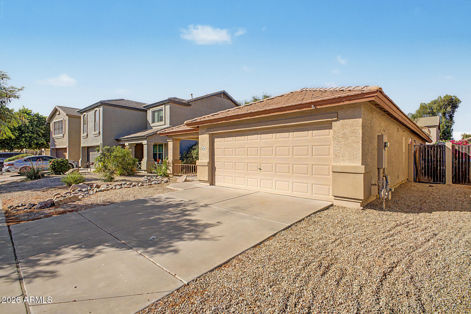 3626 E POTTER Drive