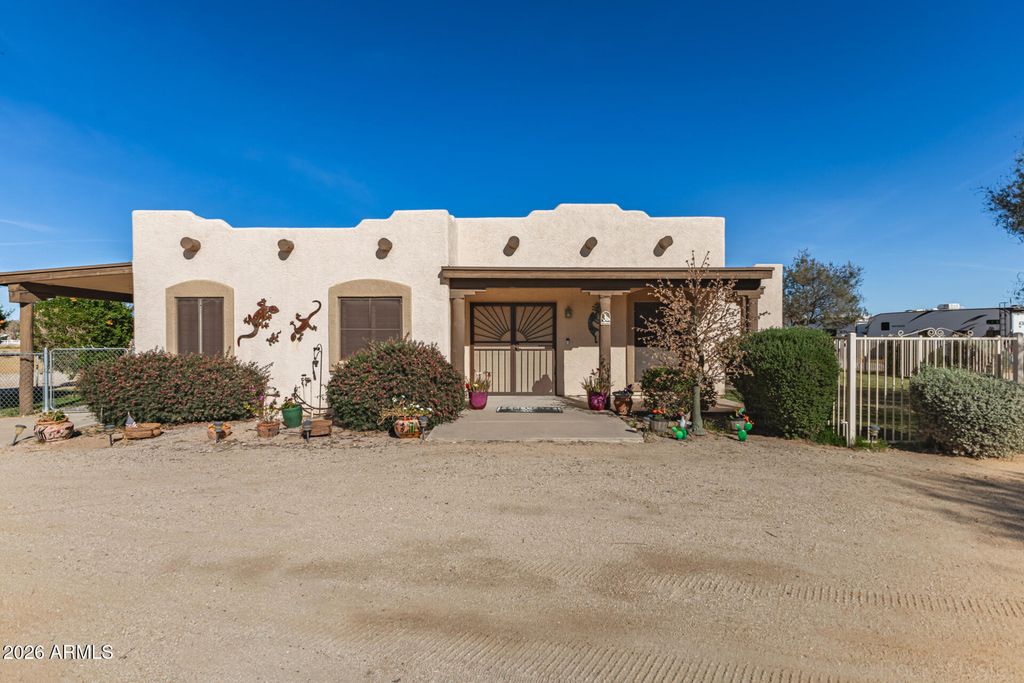 Photo of 7327 N 181st Avenue, Waddell, AZ 85355 (MLS # 7000253)