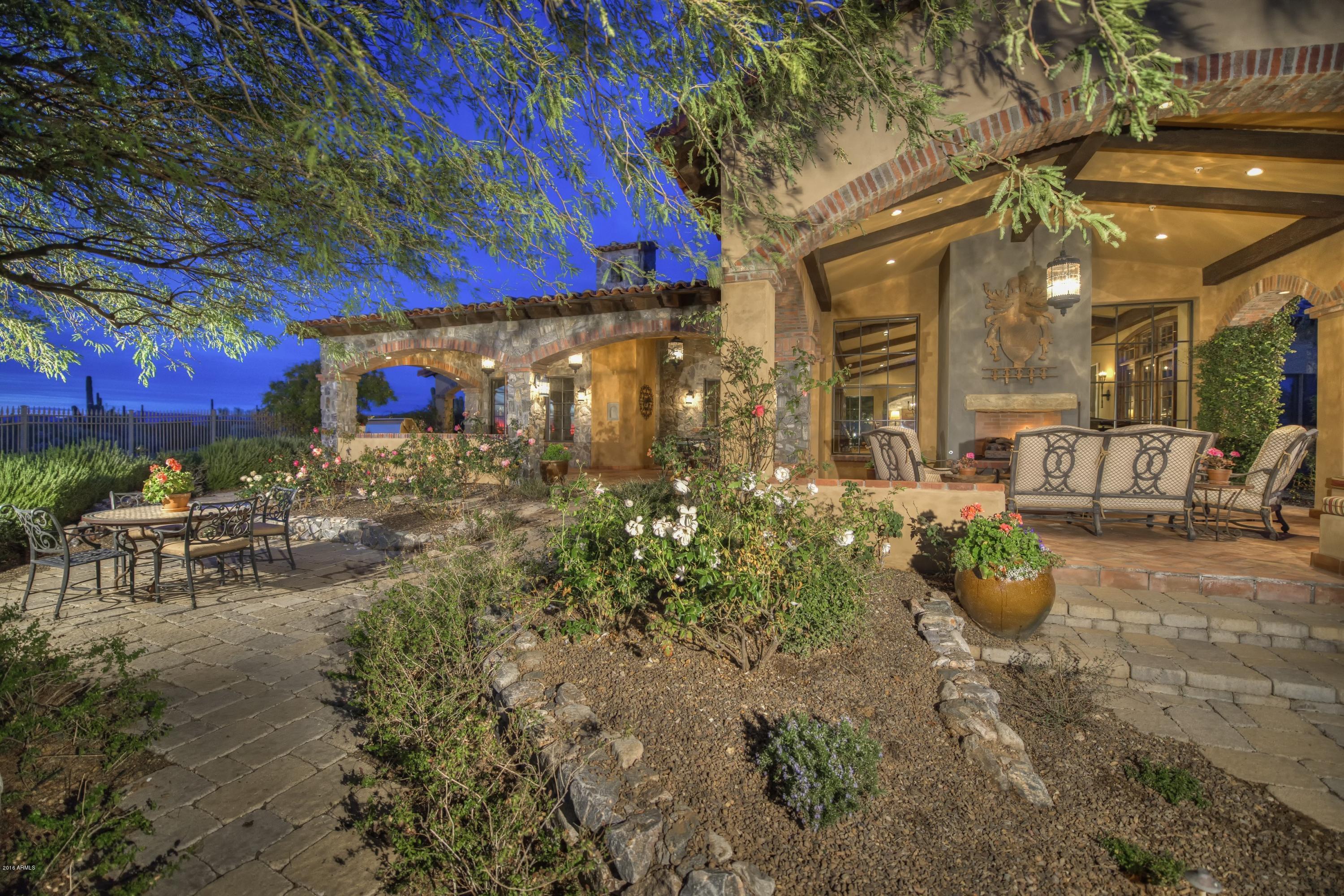 ESTANCIA - Residential