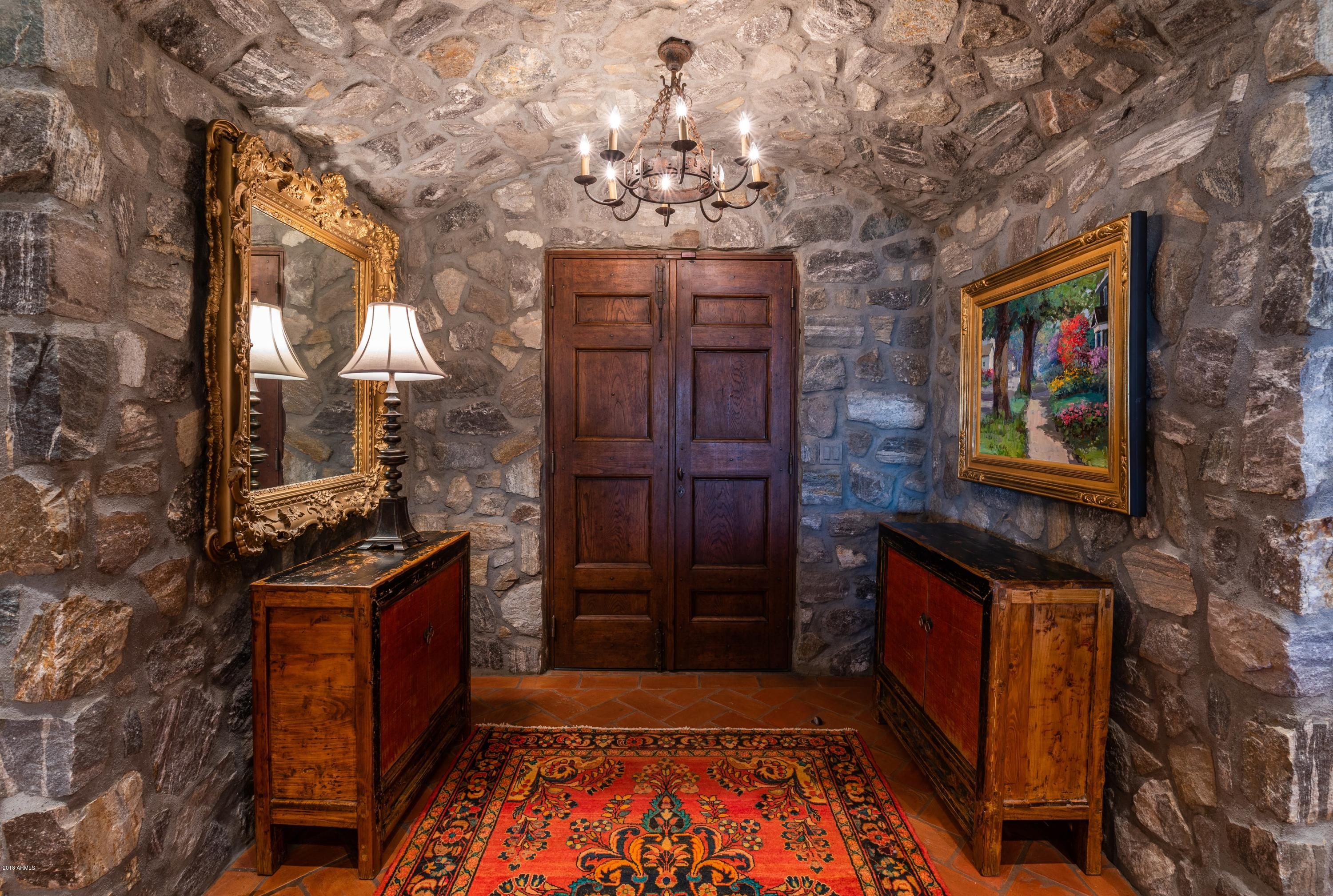 ESTANCIA - Residential
