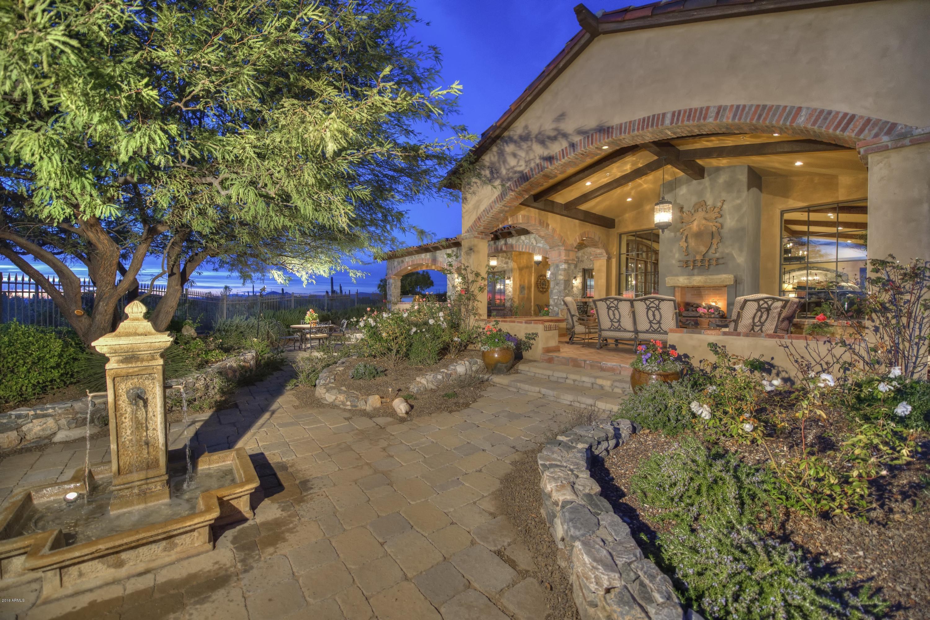 ESTANCIA - Residential