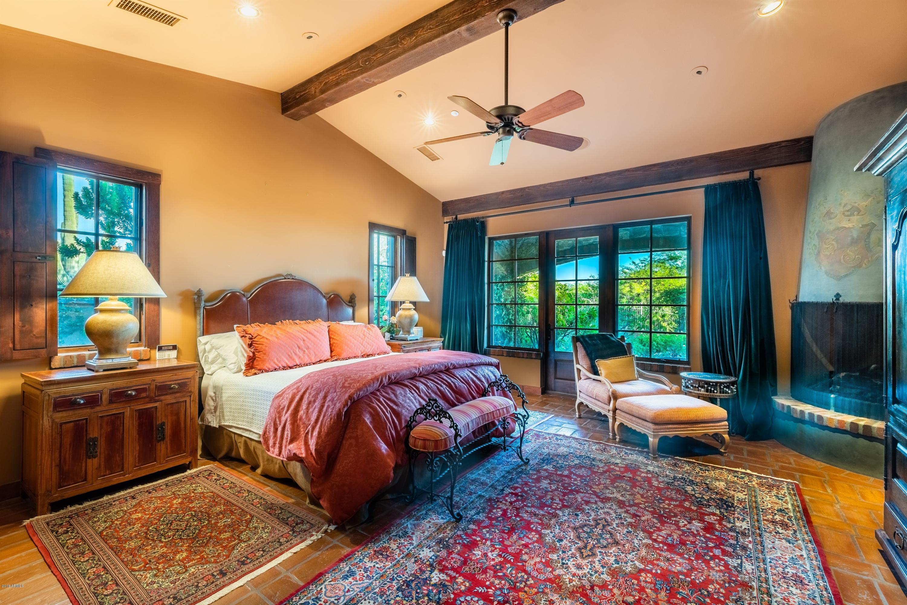 ESTANCIA - Residential