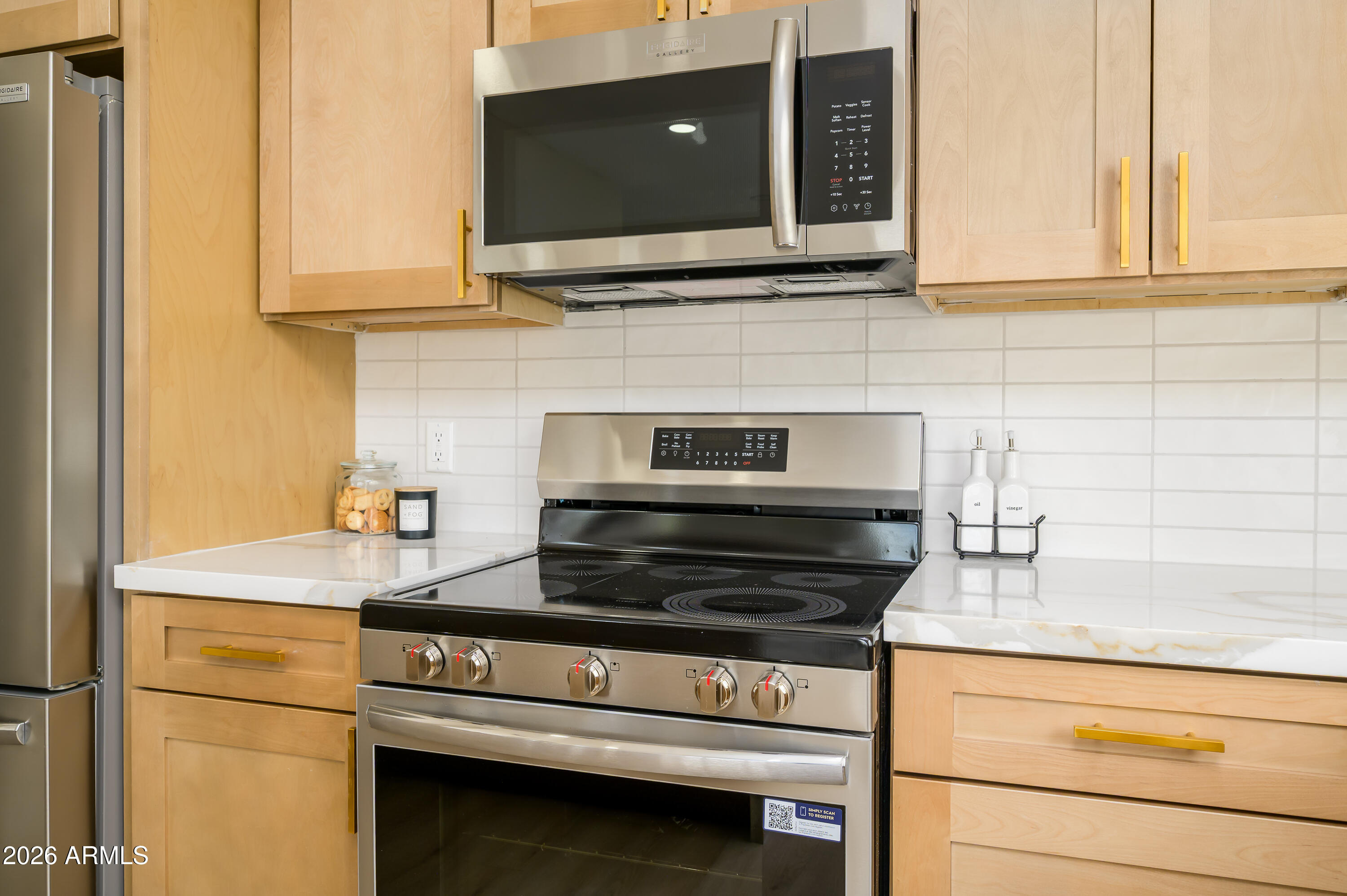 1081 W 1ST Street 16