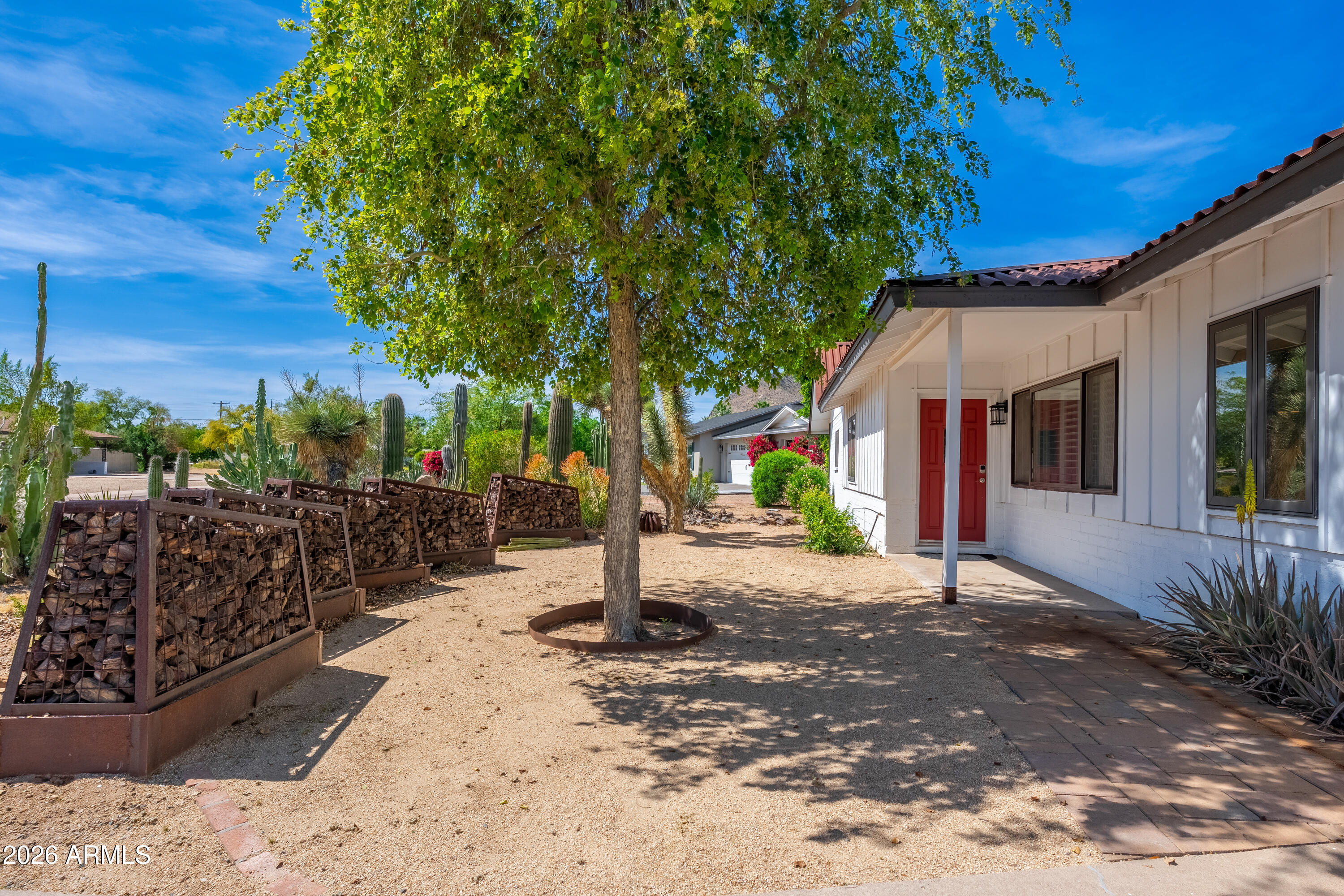 6830 E PARADISE Parkway