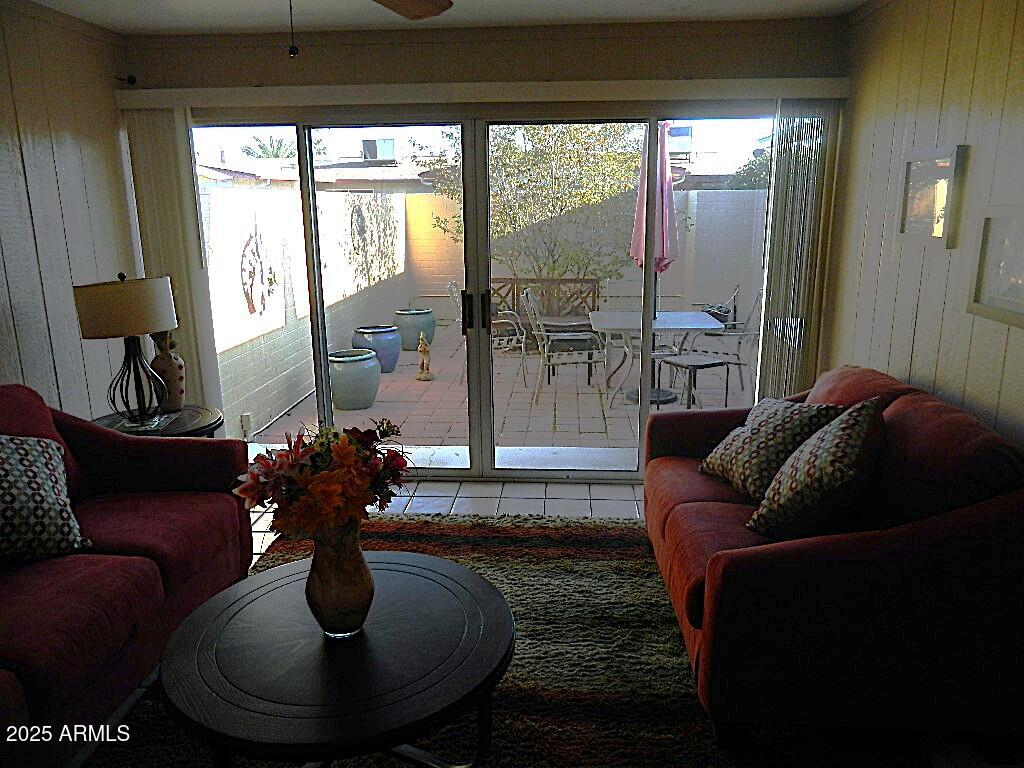 13411 W DESERT GLEN Drive