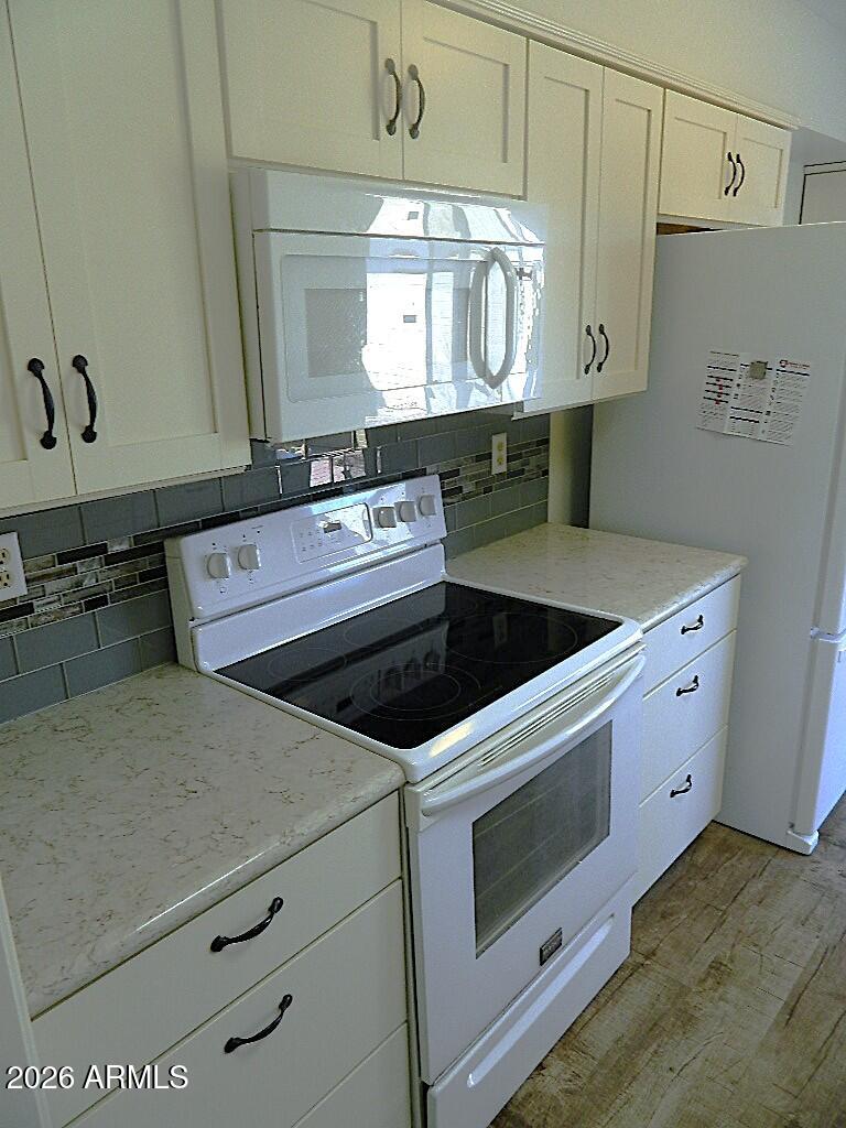 13411 W DESERT GLEN Drive