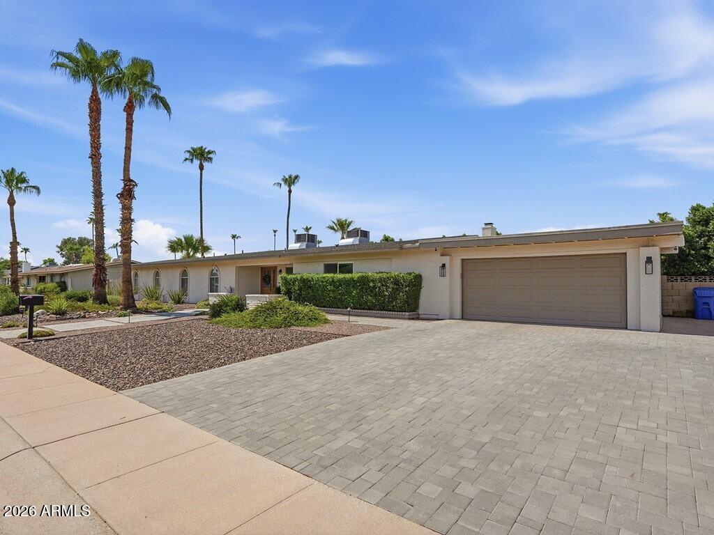 5102 E POINSETTIA Drive