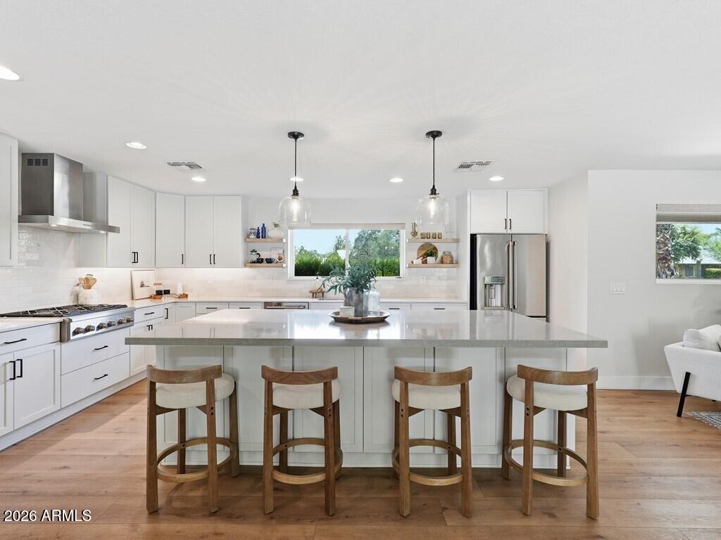 5102 E POINSETTIA Drive