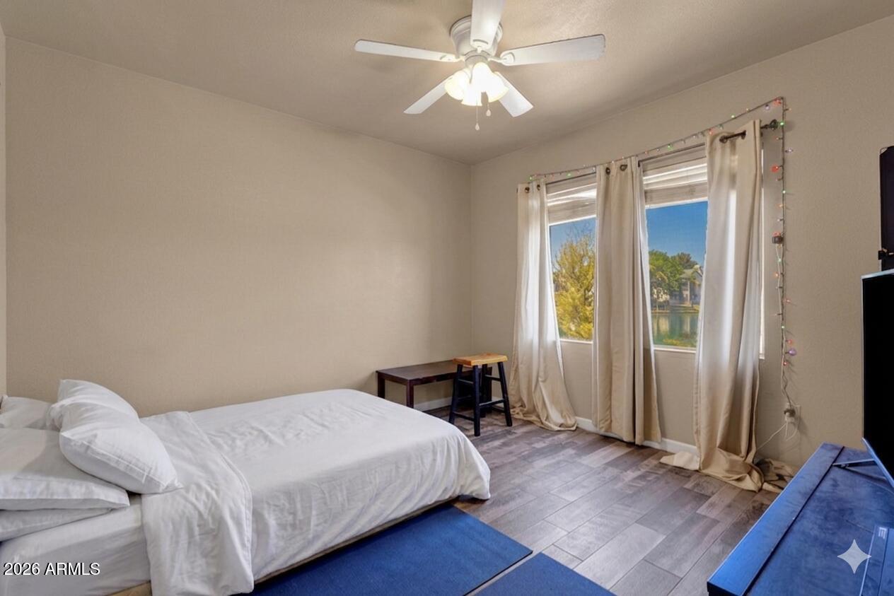 LAKESHORE AT ANDERSEN SPRINGS CONDOMINIUM - Residential