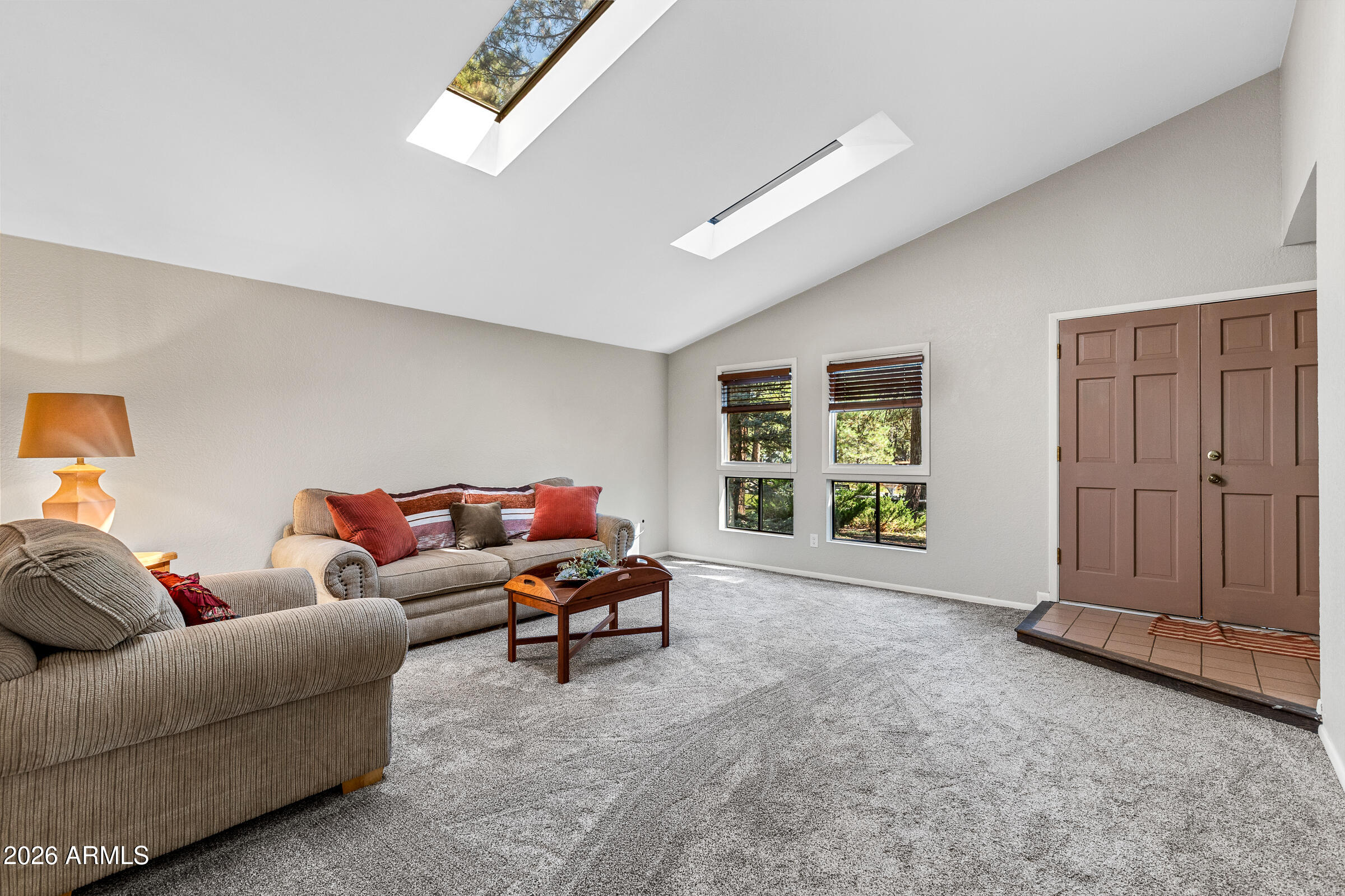 1125 W SHULLENBARGER Drive