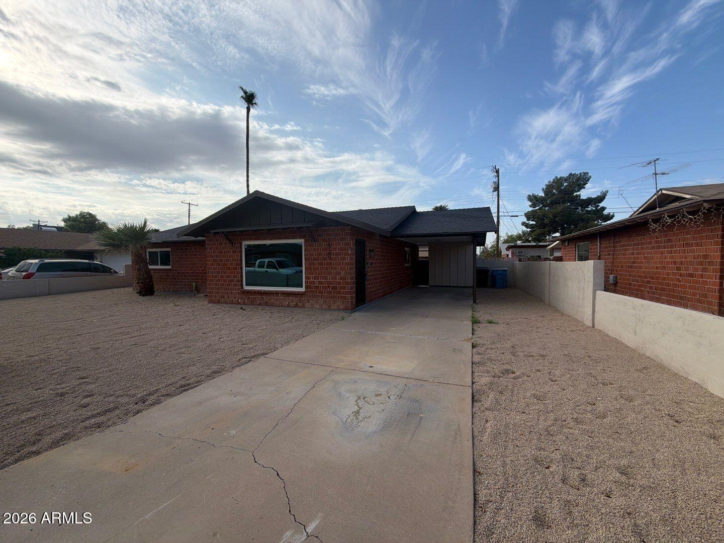 3529 W STELLA Lane
