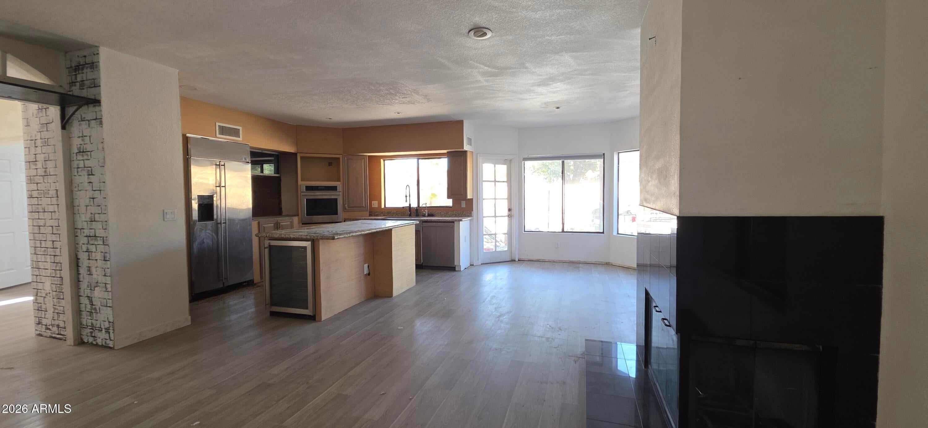 11028 W CRIMSON Lane