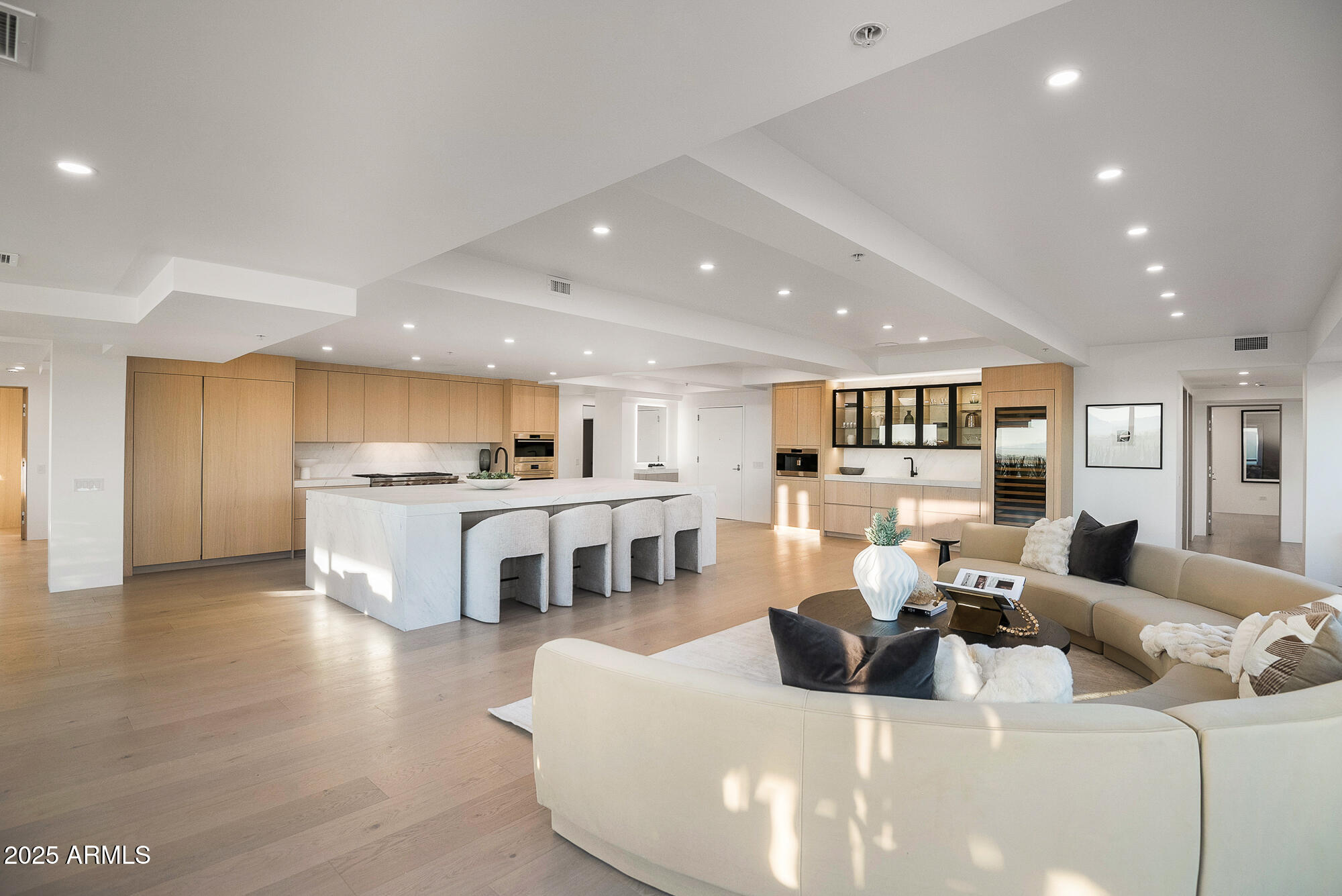 7157 E RANCHO VISTA Drive 7006