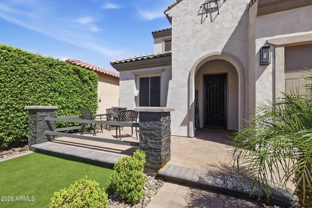 Photo of 22799 N 98th Drive, Peoria, AZ 85383 (MLS # 7015335)