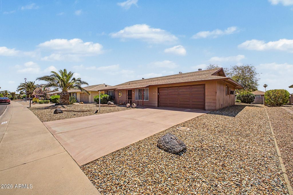Photo of 13239 W Shadow Hills Drive, Sun City West, AZ 85375 (MLS # 7022701)