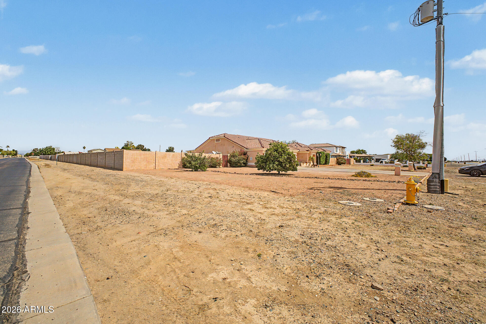 12844 W PEORIA Avenue