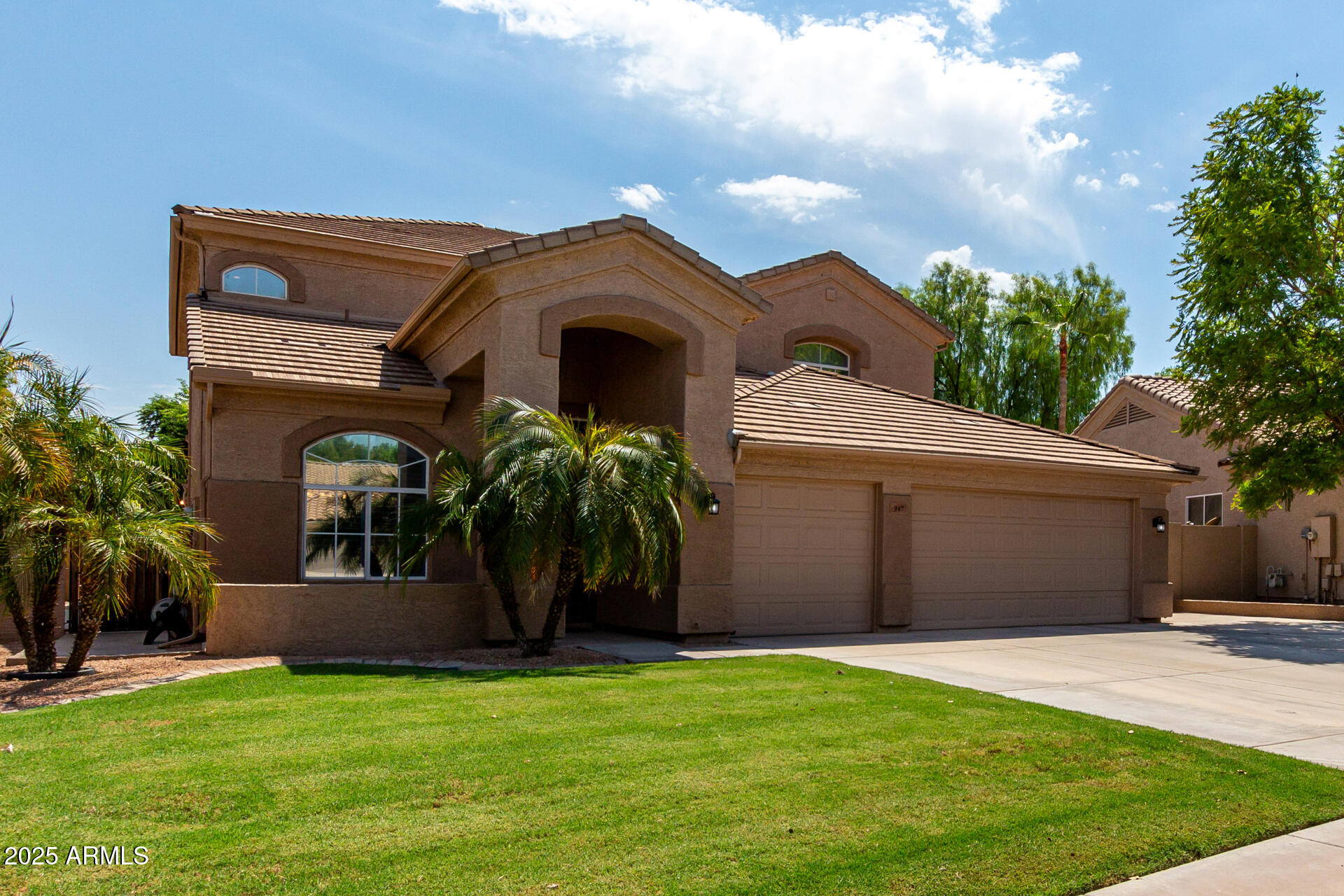 947 W Ebony Drive