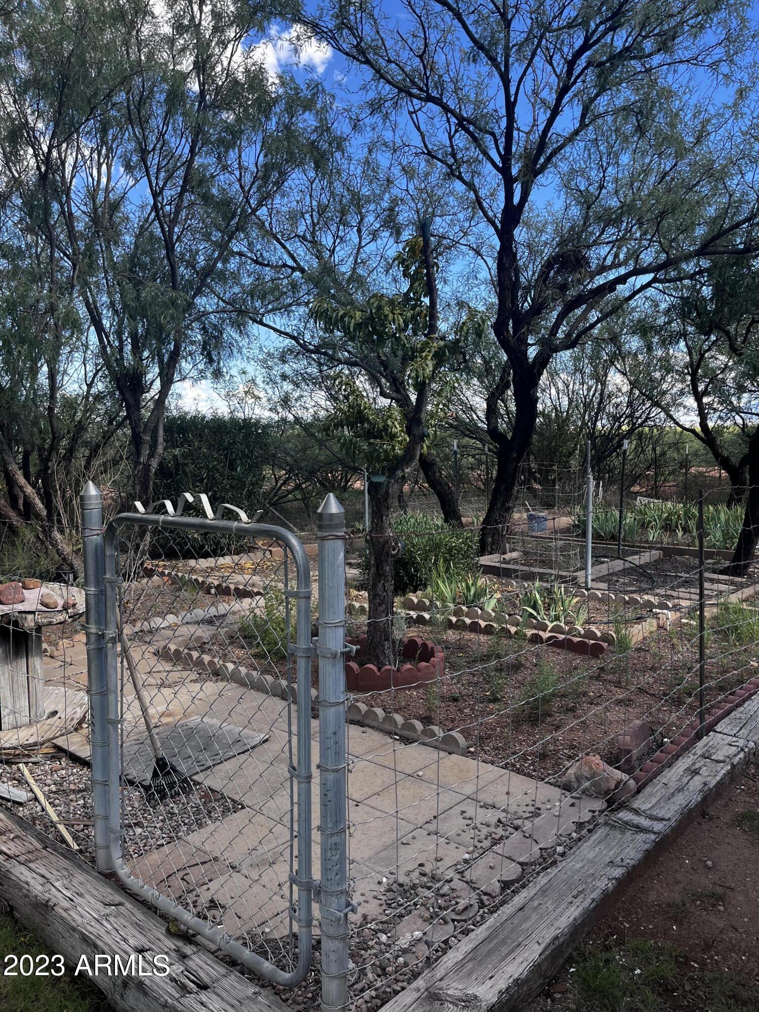 GREATER SAN PEDRO RANCHES - Residential