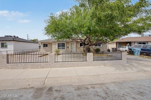4720 W MONTEROSA Street Phoenix AZ 85031