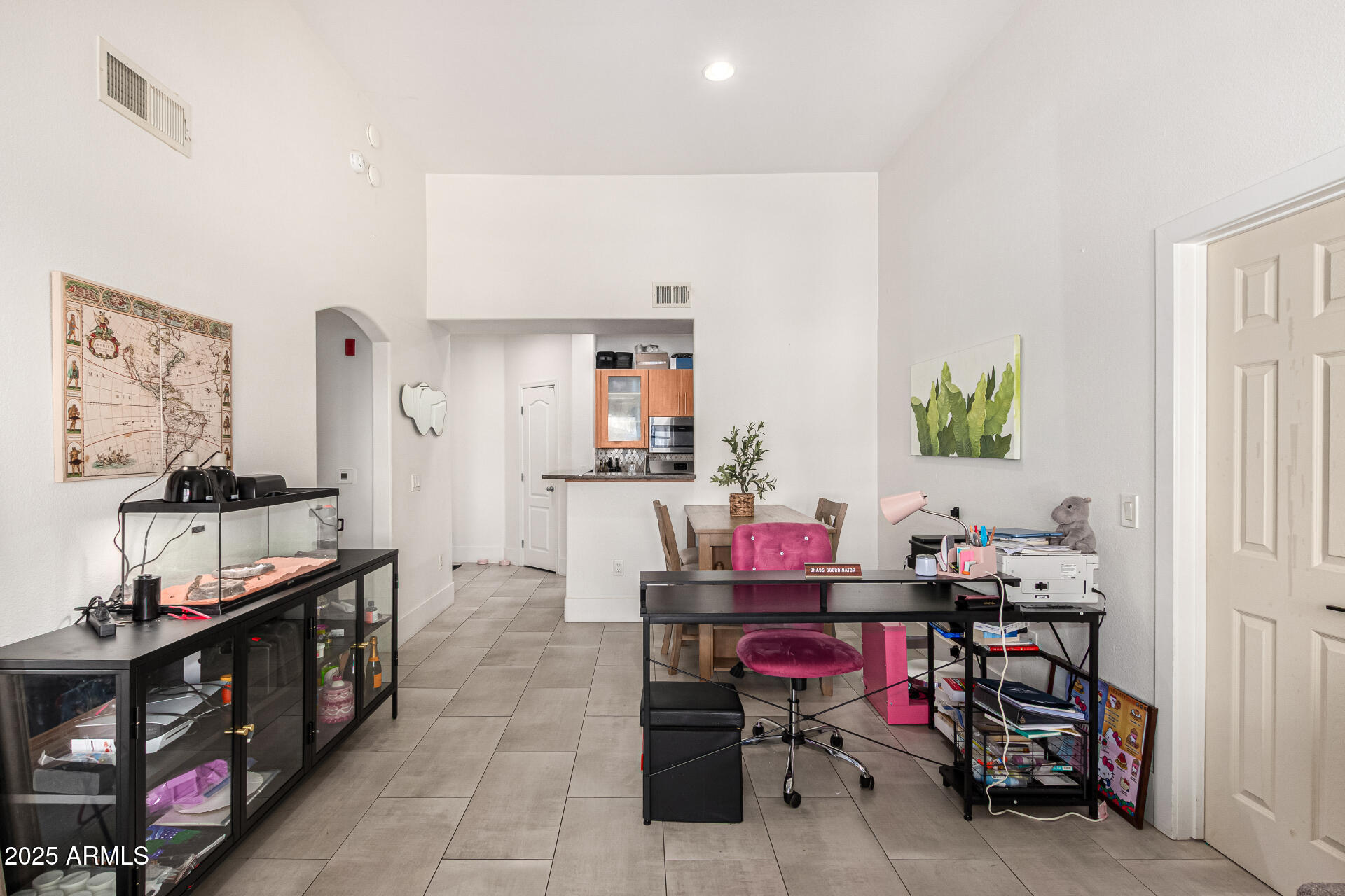 6900 E PRINCESS Drive 2143