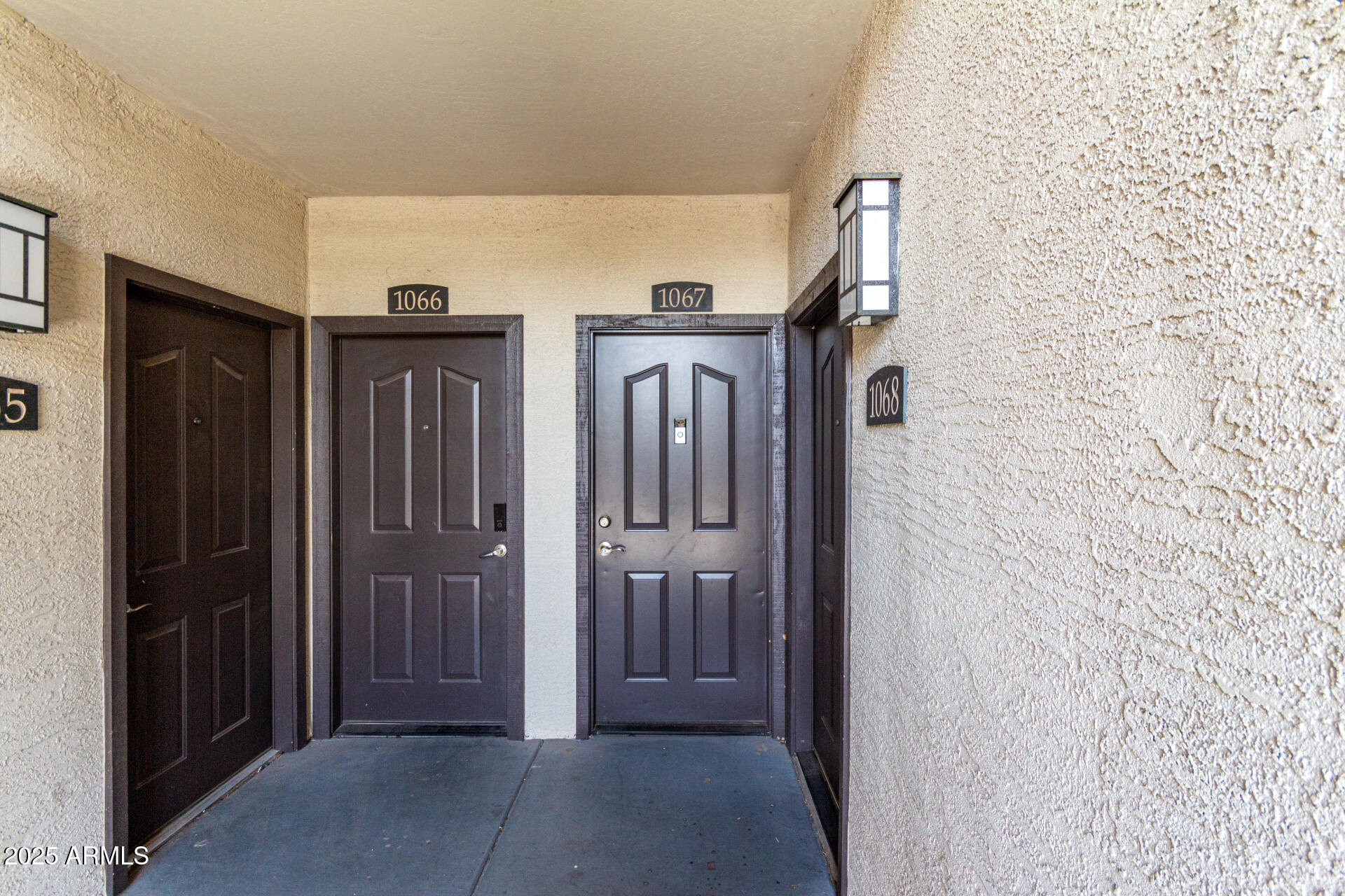 5302 E VAN BUREN Street 1067