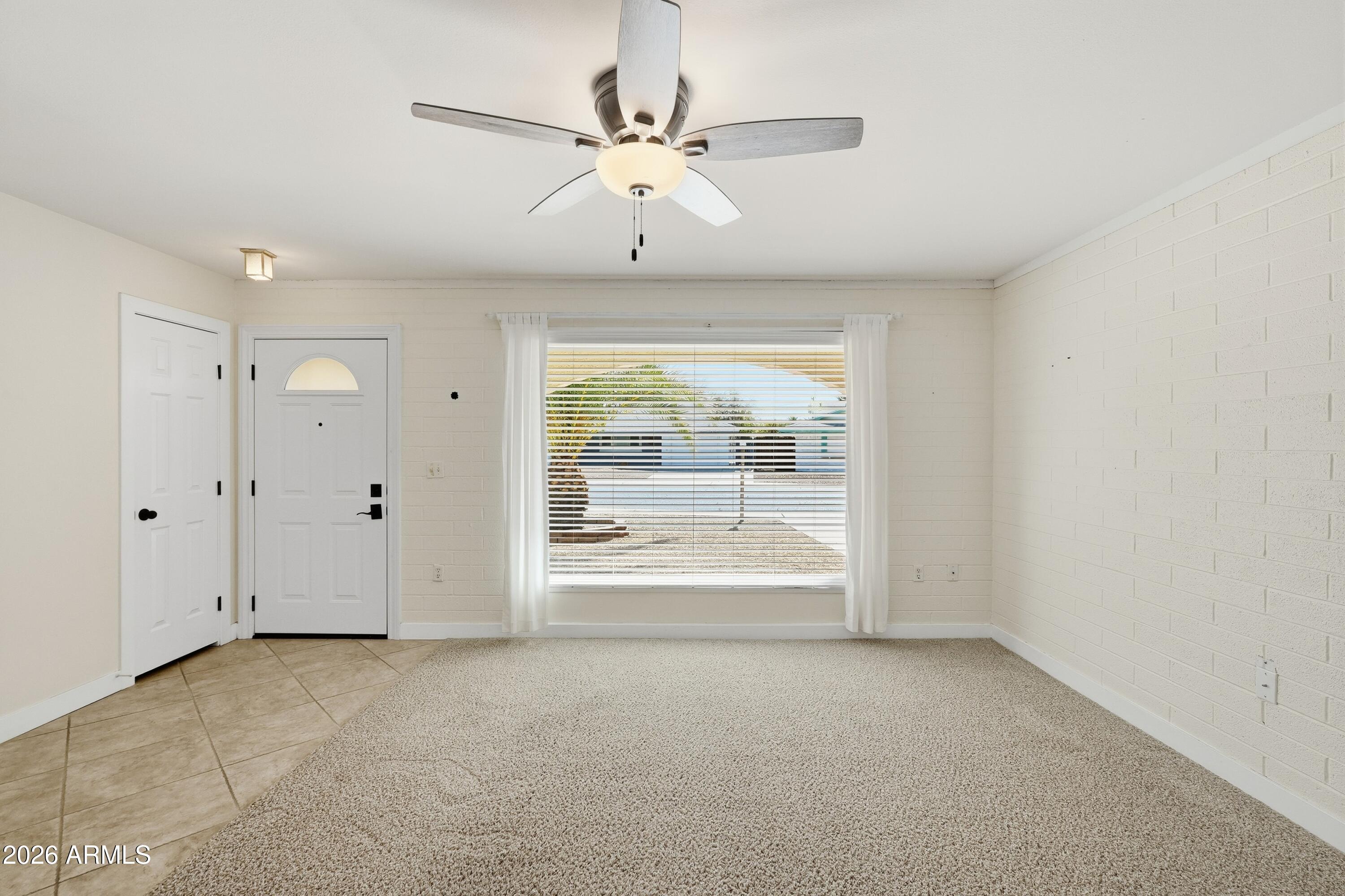 10226 W PALMER Drive