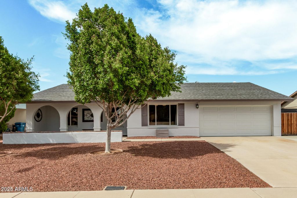 Photo of 1924 E Fremont Drive, Tempe, AZ 85282 (MLS # 6911603)